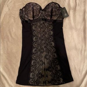 Frederick’s of Hollywood NWT black lace slip